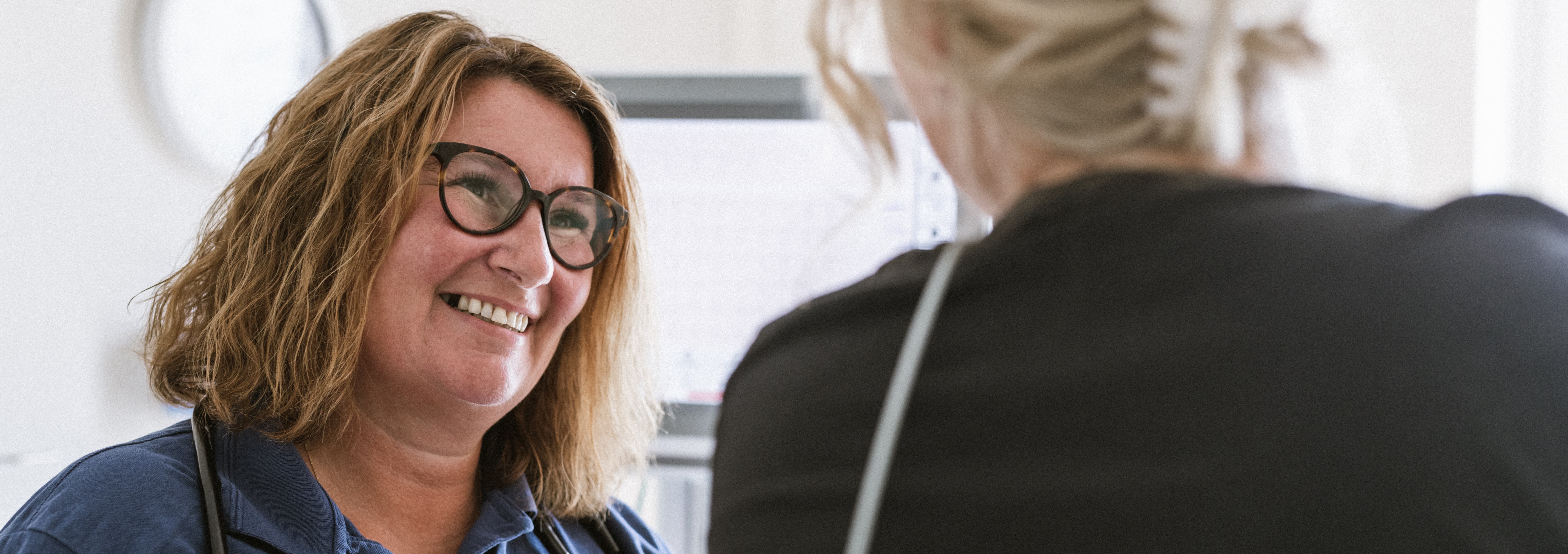 två medarbetare på capio två medarbetare på capio