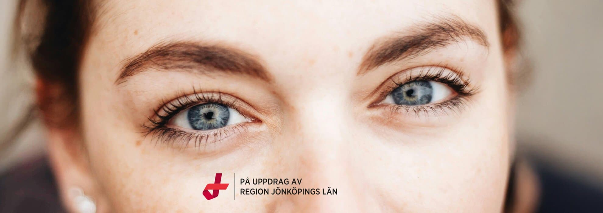 Närbild på kvinnas ögon